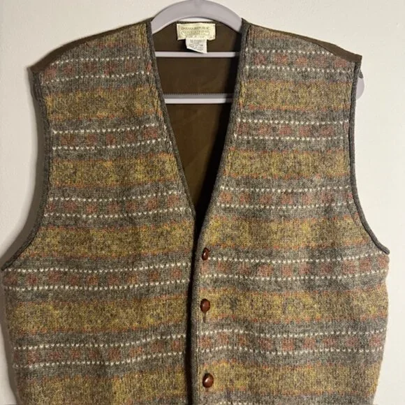 Vintage Banana Republic Safari & Travel Clothing Men's Wool Sweater Vest Small - Picture 2 of 5